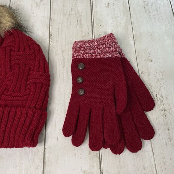 Britt’s Knits Plush Lined Knit Hat W/Faux Fur Pom & Matching Glove Set R… - Picture 7 of 9